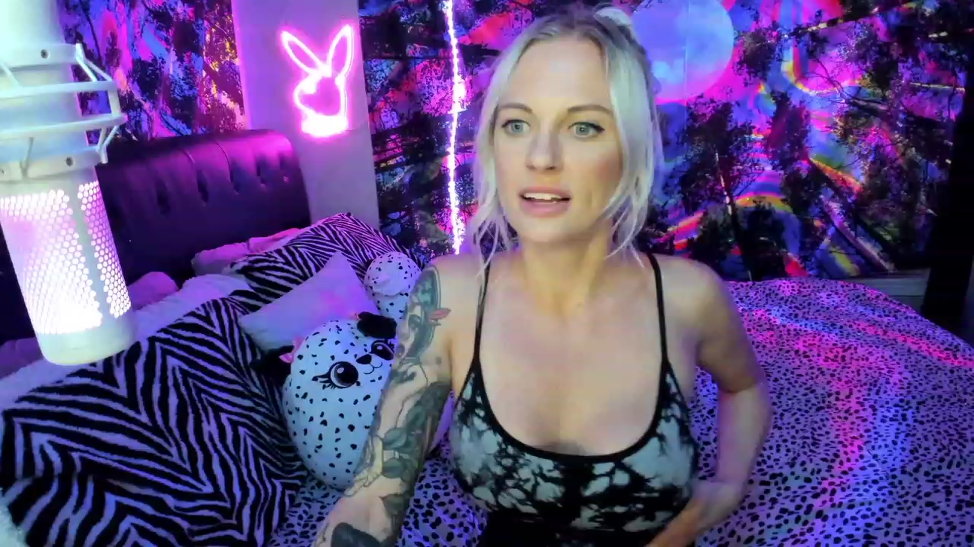 Gallery image thumbnail from Xo_belle's myfreecams stream on, 06/21/2023, 06:38 image 13 of 20