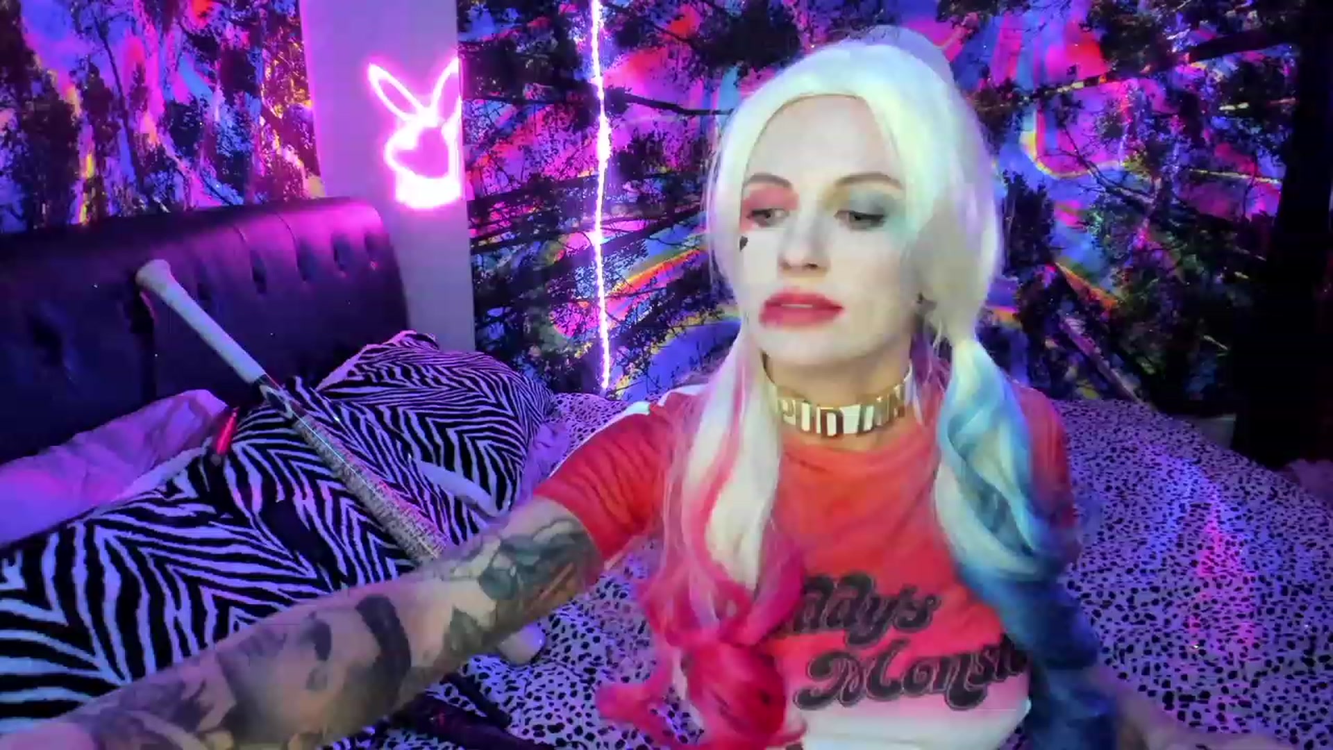Gallery image thumbnail from Xo_belle's myfreecams stream on, 06/25/2023, 04:39 image 11 of 20