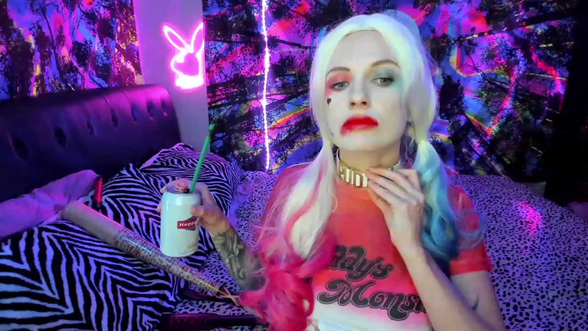 Gallery image thumbnail from Xo_belle's myfreecams stream on, 06/25/2023, 04:39 image 14 of 20