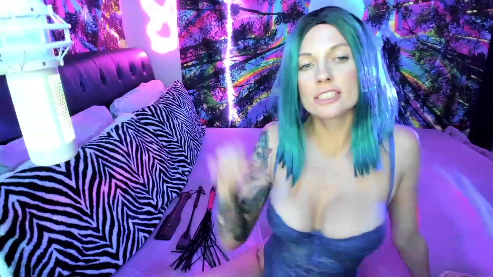 Gallery image thumbnail from Xo_belle's myfreecams stream on, 06/26/2023, 05:54 image 16 of 20