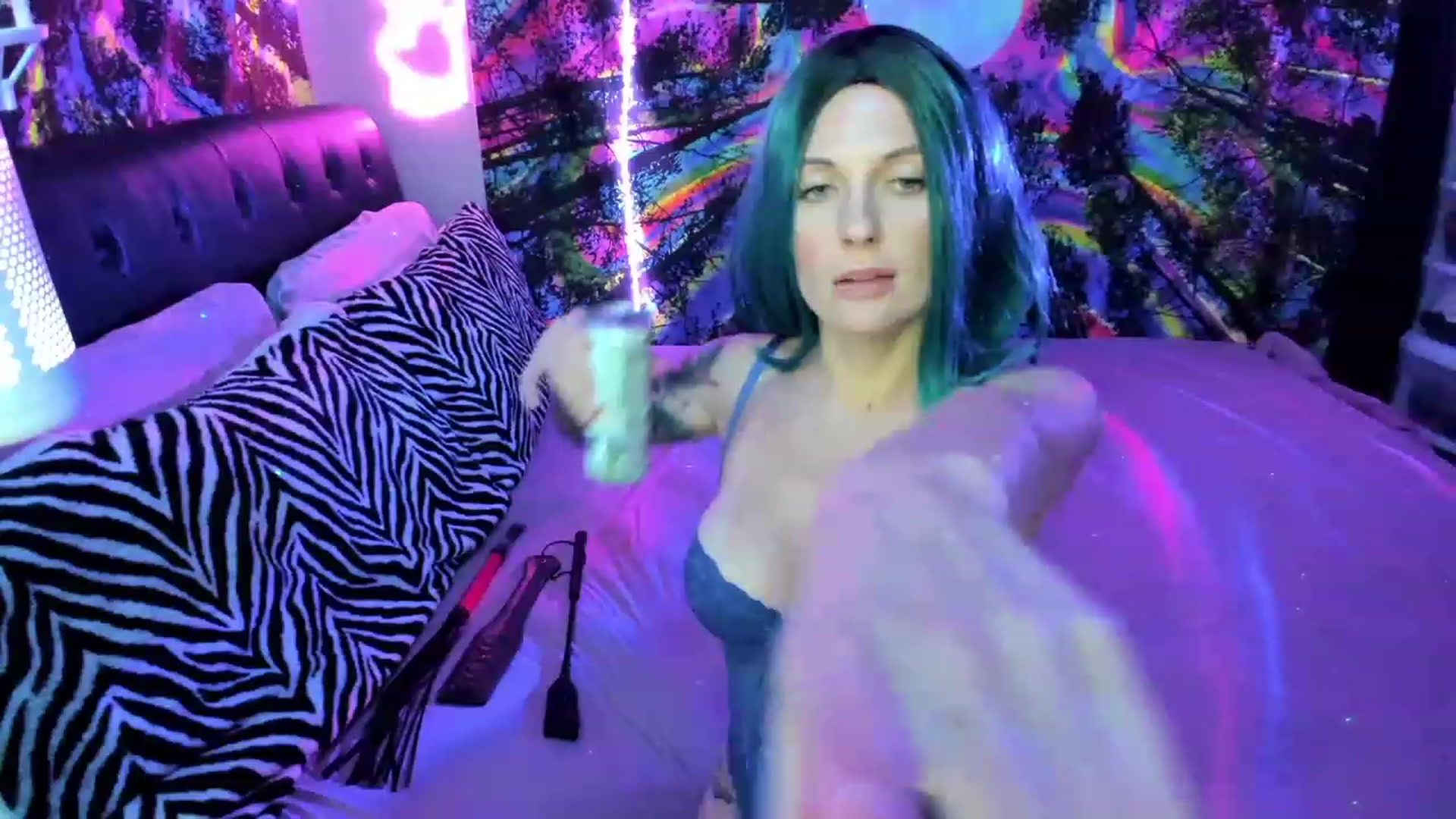 Gallery image thumbnail from Xo_belle's myfreecams stream on, 06/26/2023, 05:54 image 6 of 20