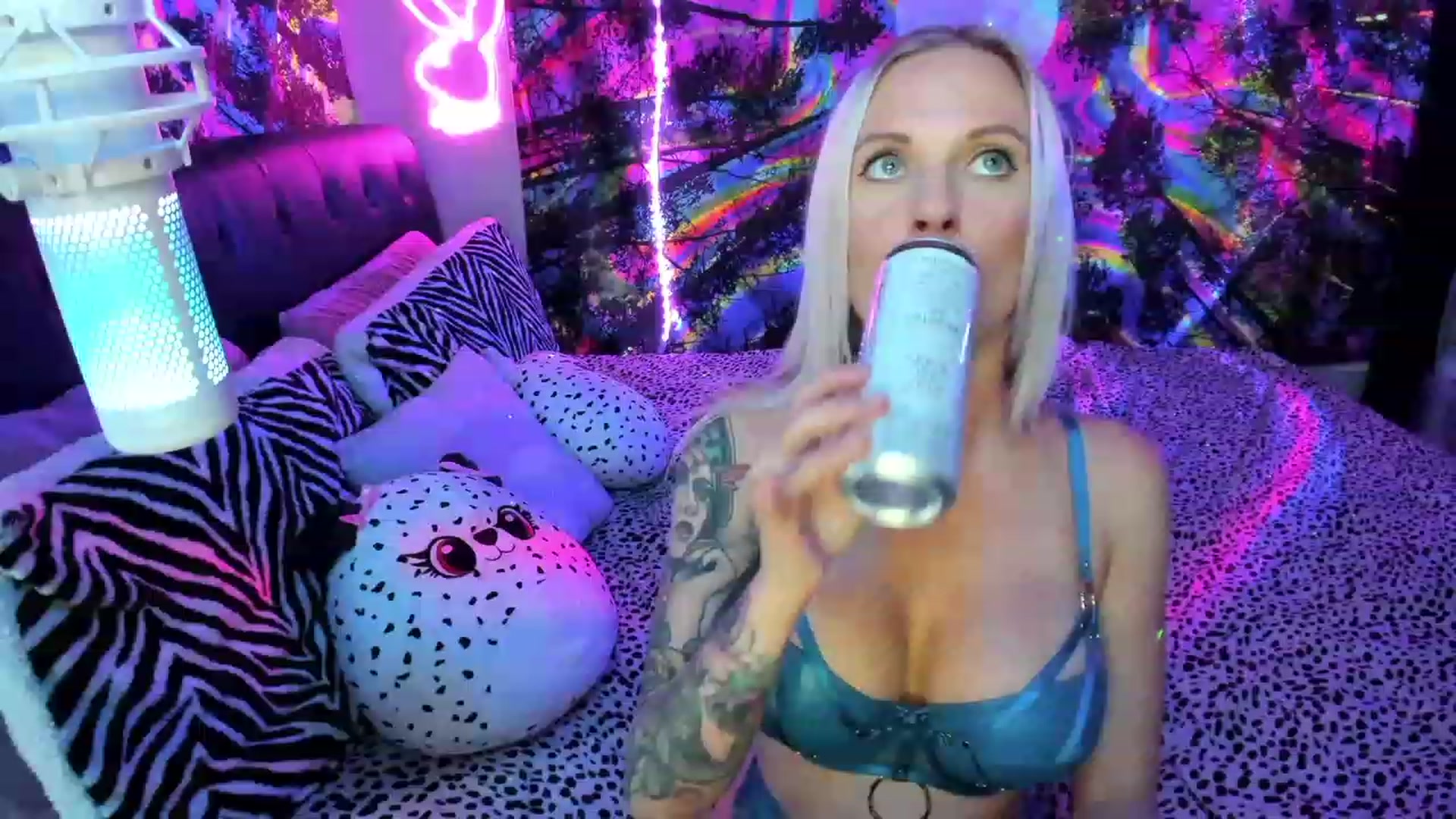 Gallery image thumbnail from Xo_belle's myfreecams stream on, 06/29/2023, 09:17 image 5 of 20