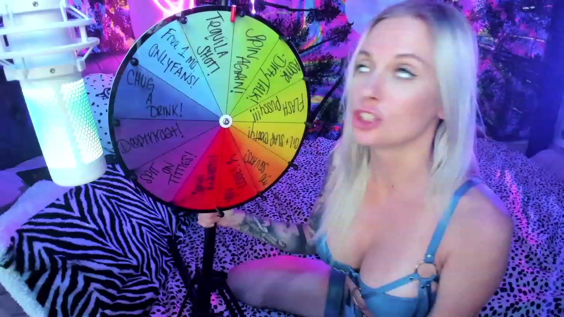 Gallery image thumbnail from Xo_belle's myfreecams stream on, 06/29/2023, 12:42 image 16 of 20