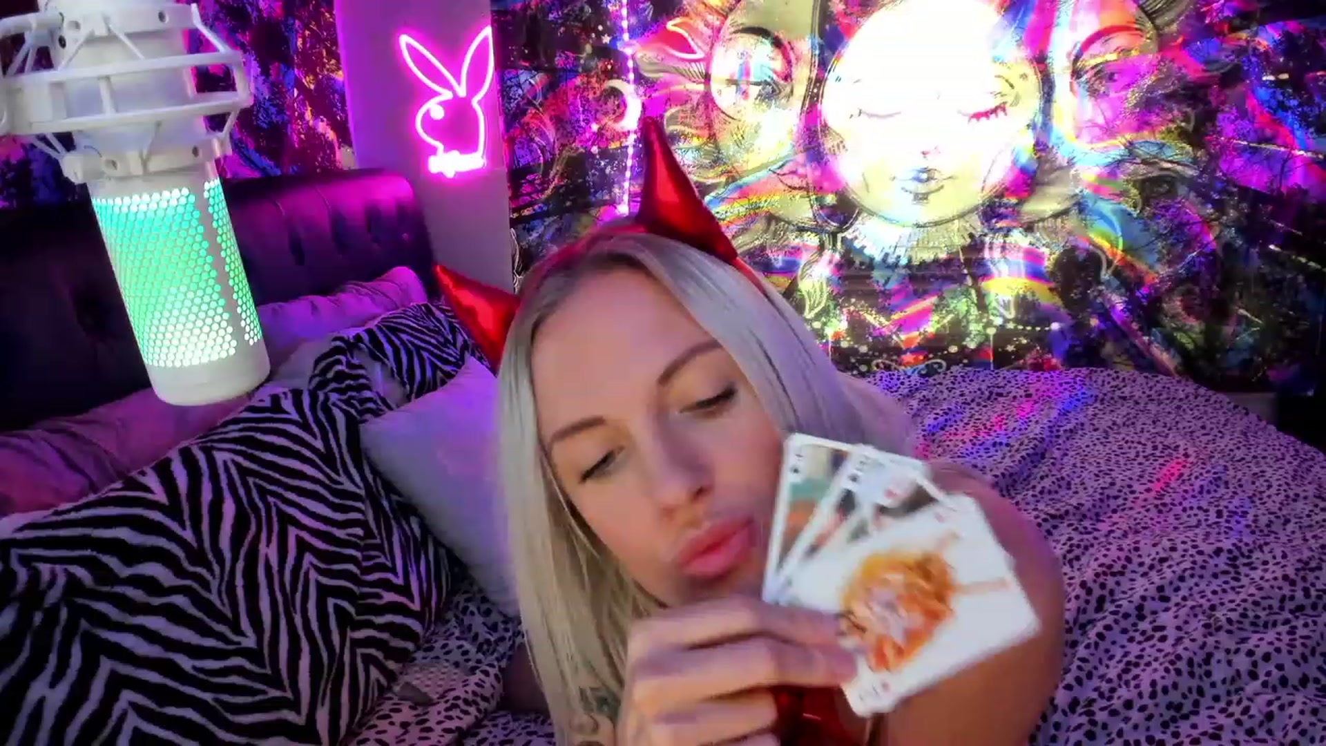 Gallery image thumbnail from Xo_belle's myfreecams stream on, 07/01/2023, 01:38 image 14 of 20