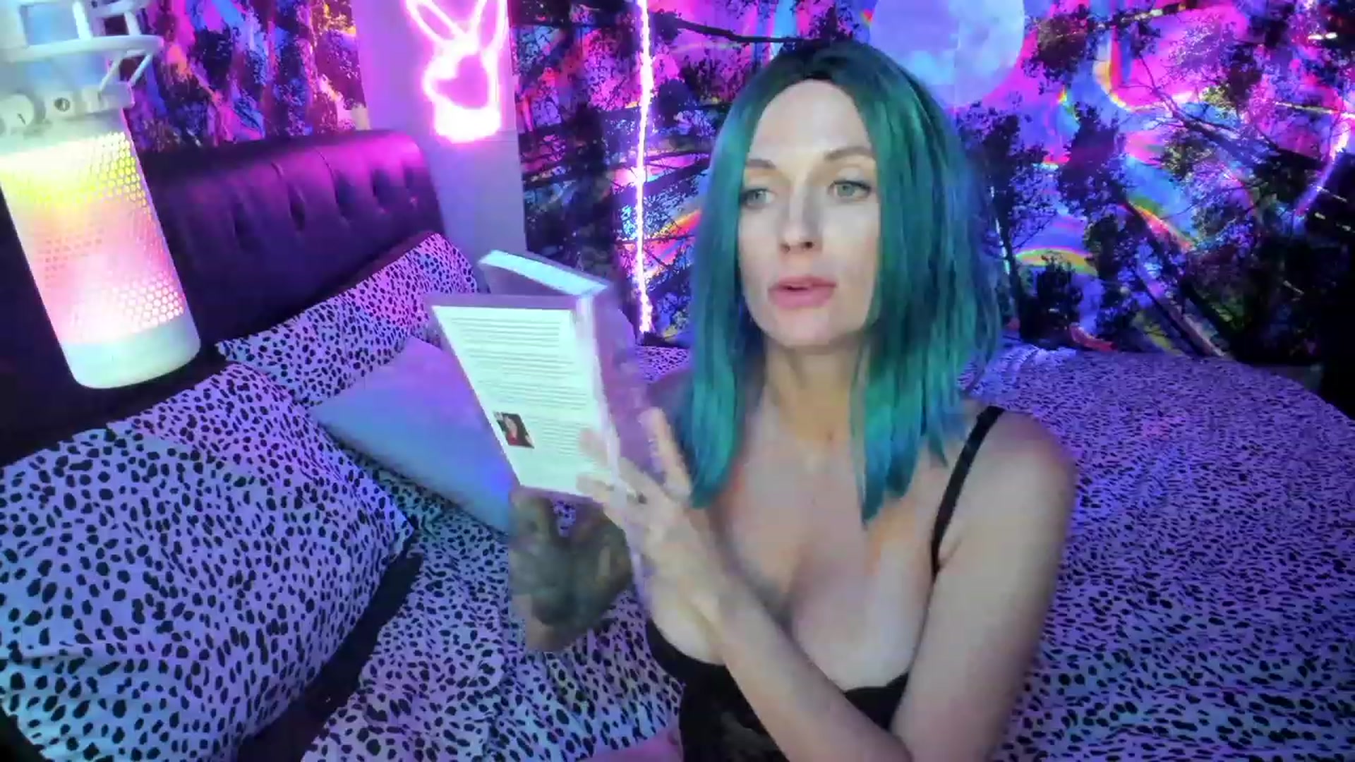 Gallery image thumbnail from Xo_belle's myfreecams stream on, 07/06/2023, 09:44 image 14 of 20
