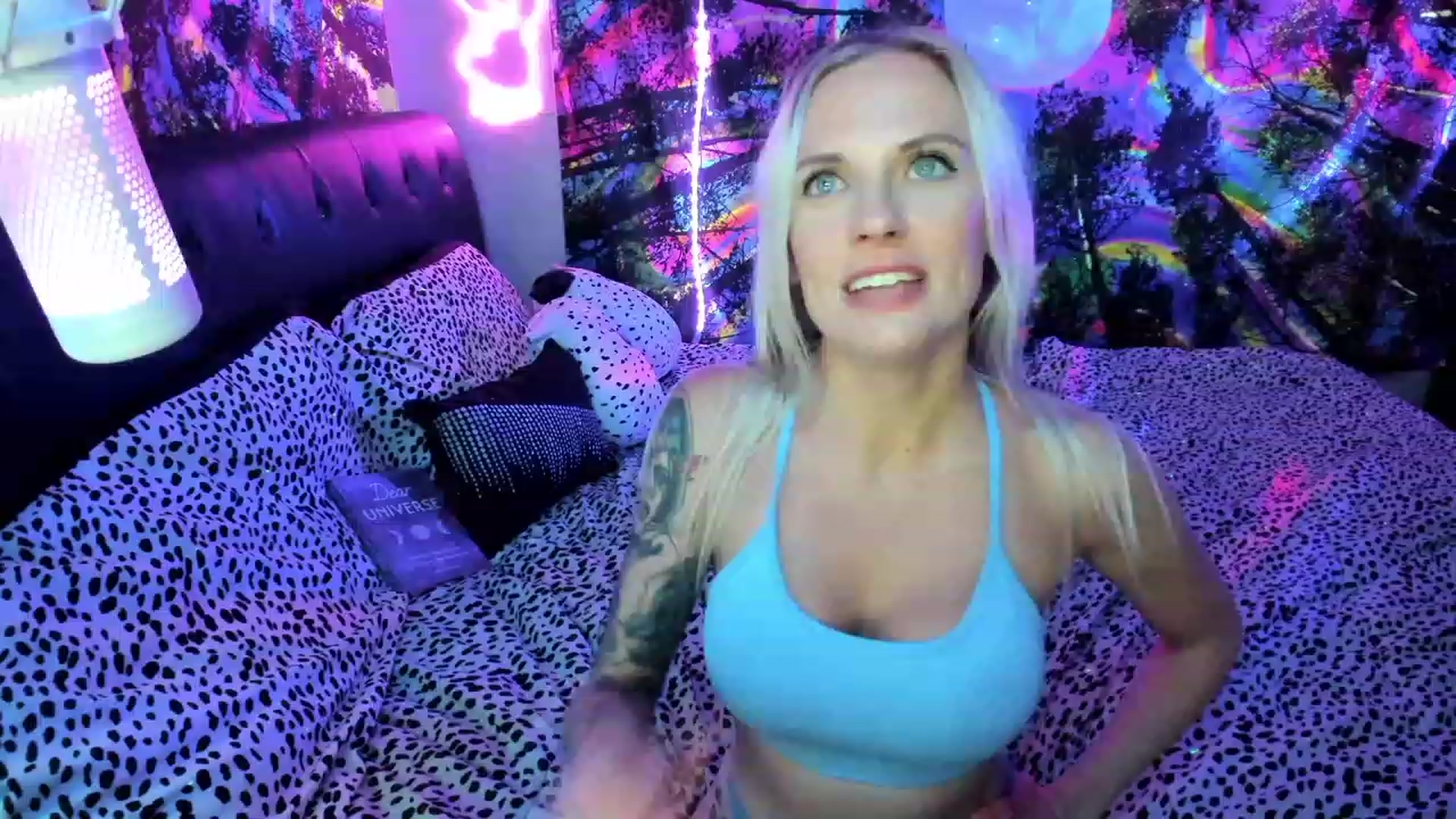 Gallery image thumbnail from Xo_belle's myfreecams stream on, 07/08/2023, 10:19 image 2 of 20