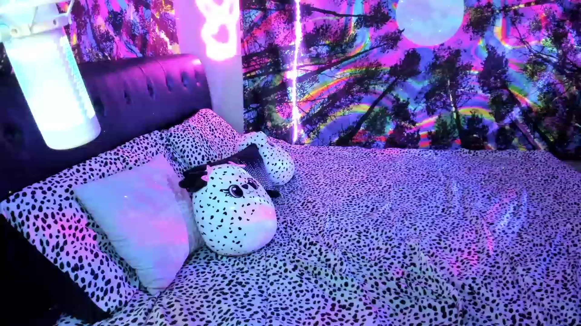 Gallery image thumbnail from Xo_belle's myfreecams stream on, 07/09/2023, 06:21 image 9 of 20