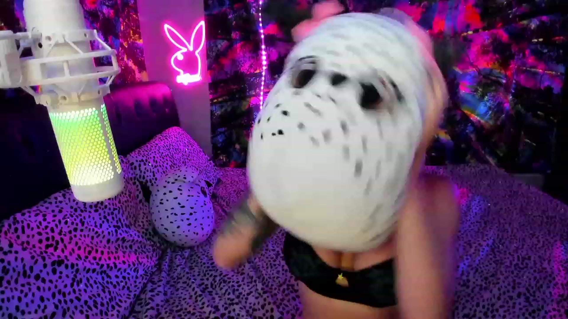 Gallery image thumbnail from Xo_belle's myfreecams stream on, 07/11/2023, 09:00 image 14 of 20