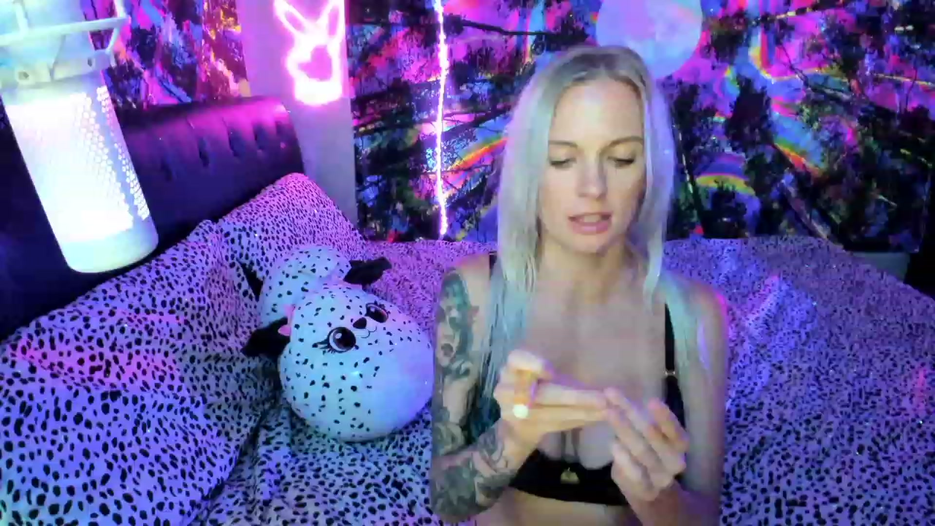 Gallery image thumbnail from Xo_belle's myfreecams stream on, 07/11/2023, 09:00 image 17 of 20