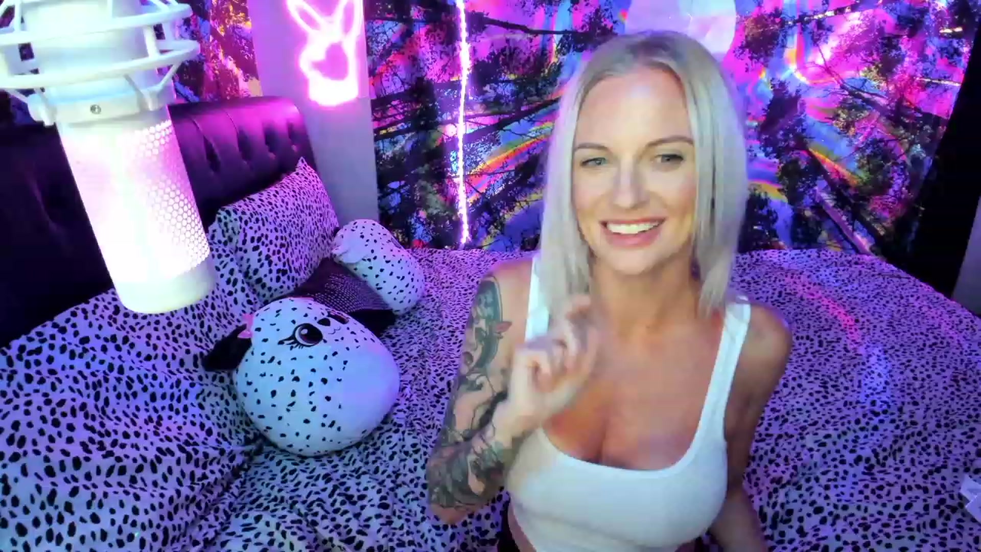 Gallery image thumbnail from Xo_belle's myfreecams stream on, 07/13/2023, 05:23 image 12 of 20