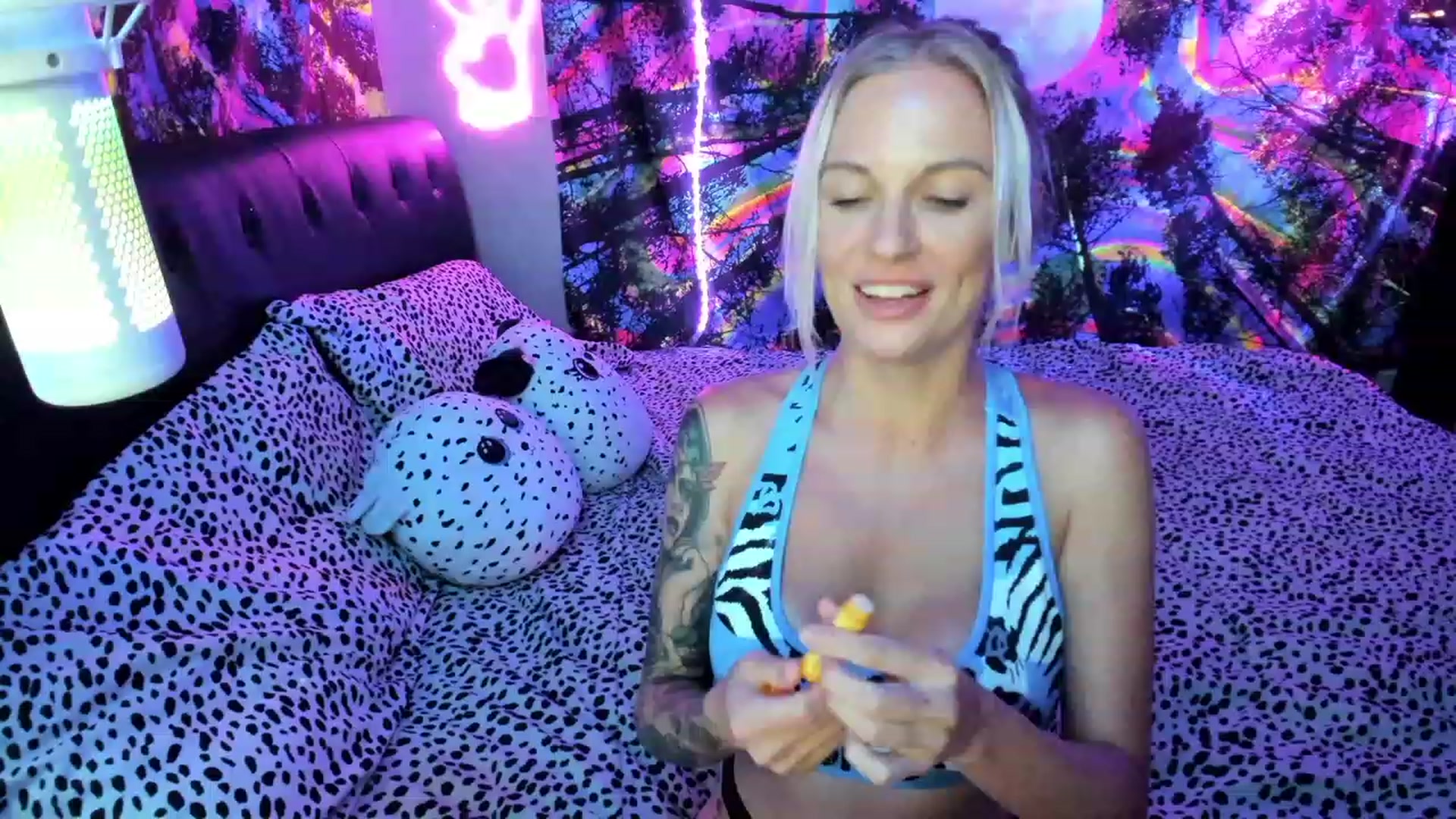 Gallery image thumbnail from Xo_belle's myfreecams stream on, 07/14/2023, 05:11 image 15 of 20