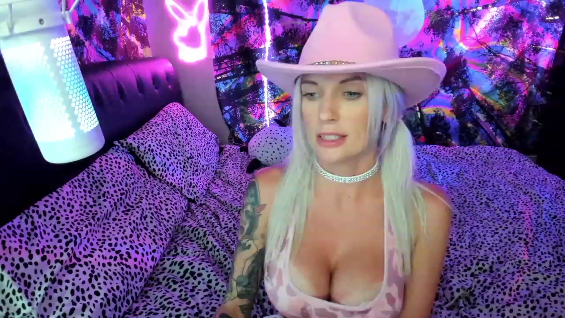 Gallery image thumbnail from Xo_belle's myfreecams stream on, 07/16/2023, 07:57 image 13 of 20