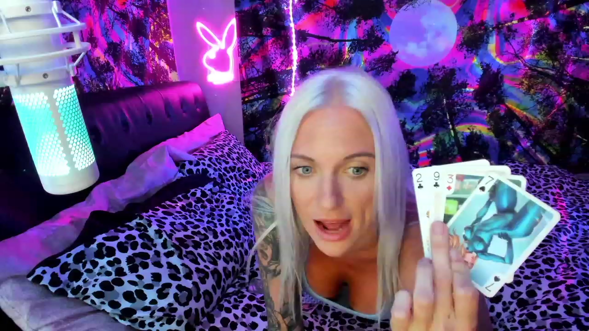Gallery image thumbnail from Xo_belle's myfreecams stream on, 08/10/2023, 05:02 image 11 of 20