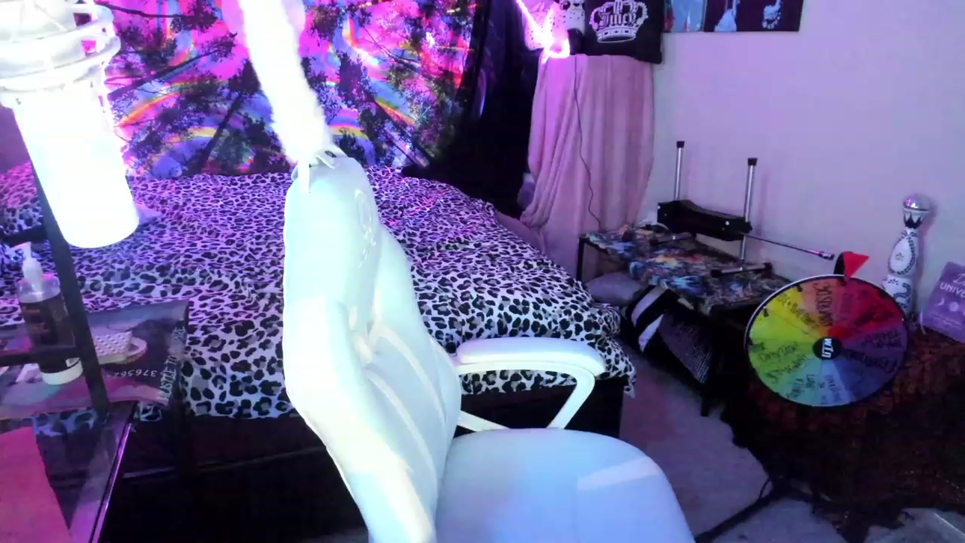 Gallery image thumbnail from Xo_belle's myfreecams stream on, 08/16/2023, 09:21 image 13 of 20