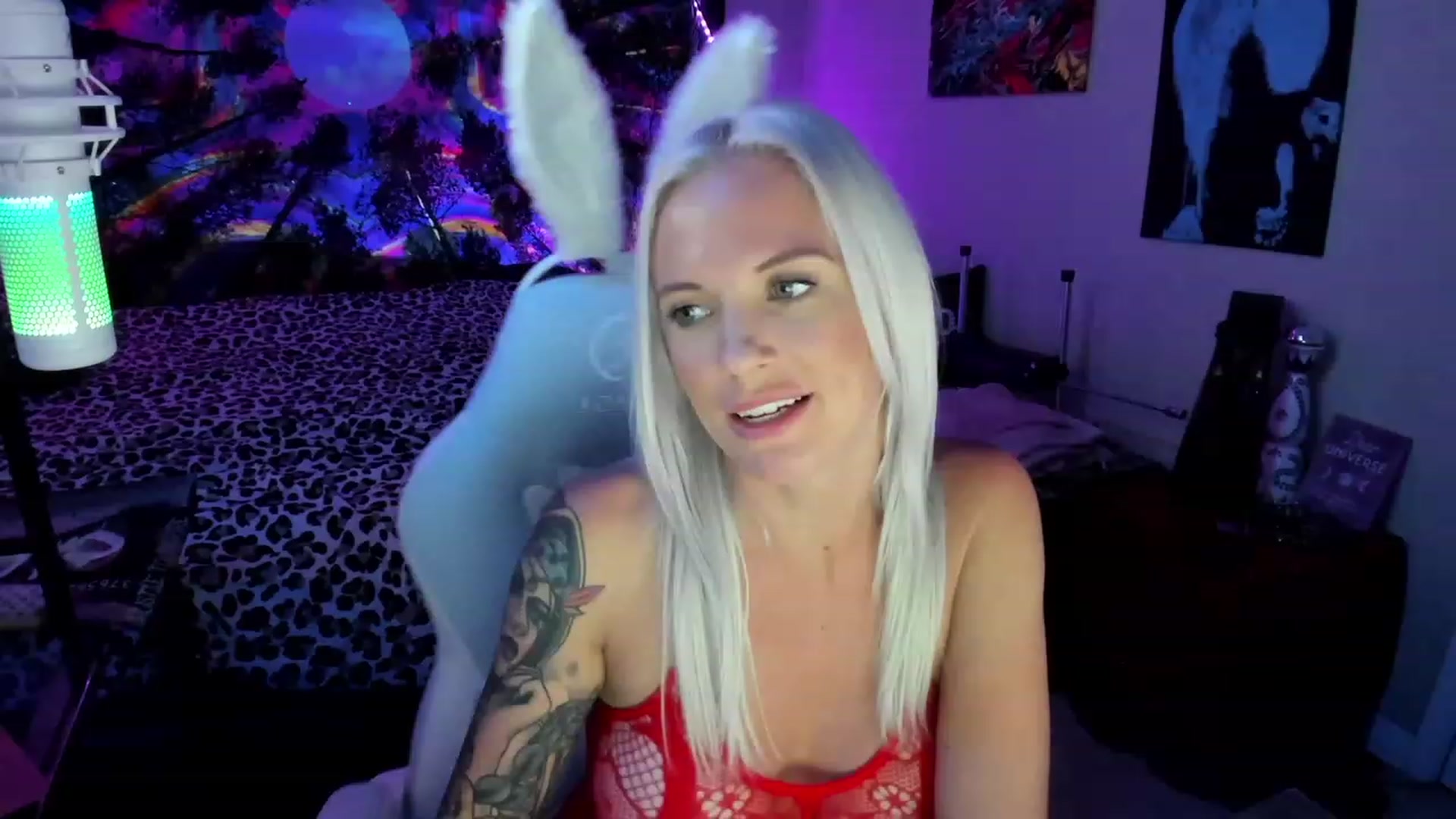 Gallery image thumbnail from Xo_belle's myfreecams stream on, 08/23/2023, 05:23 image 11 of 20