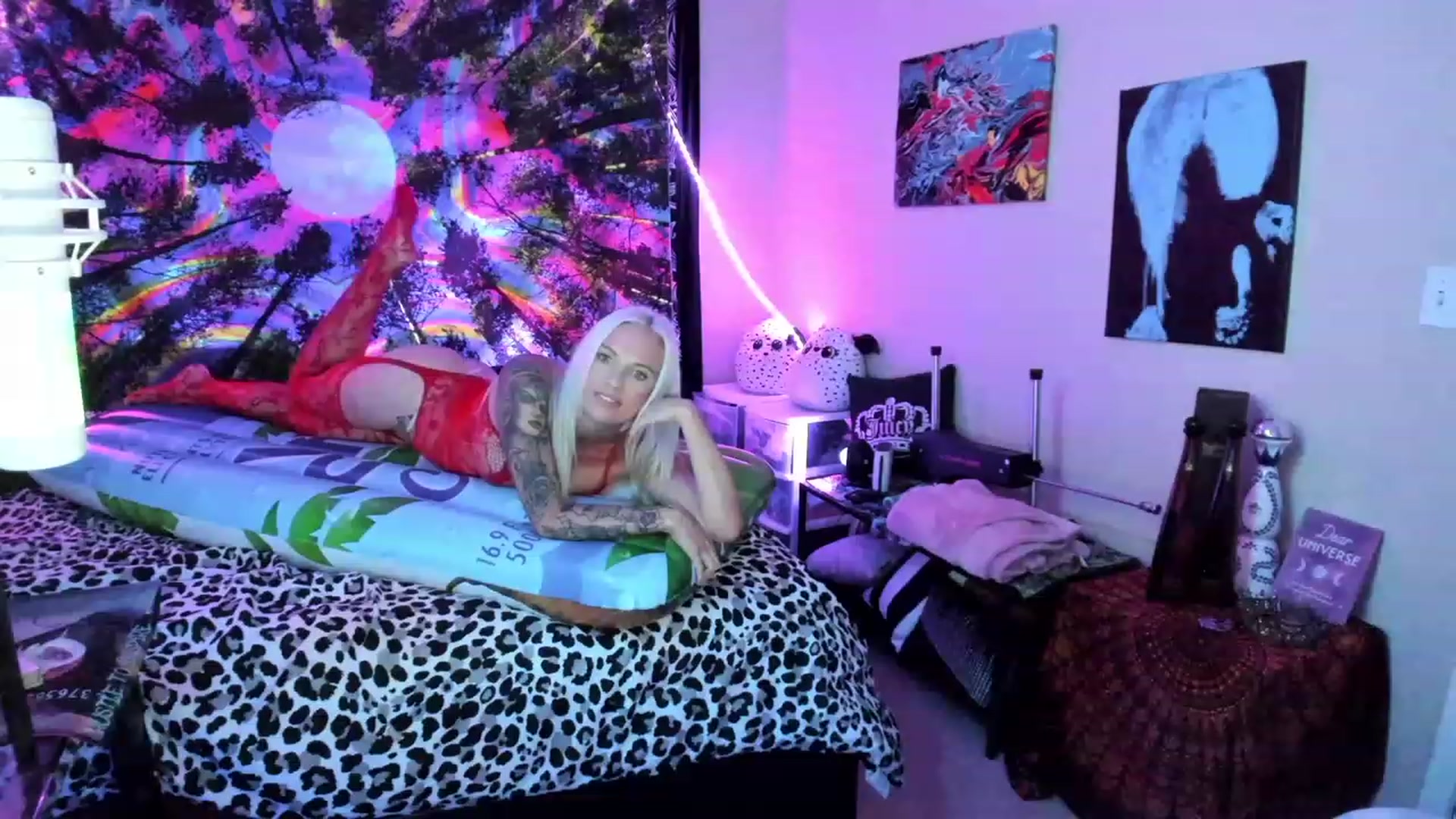 Gallery image thumbnail from Xo_belle's myfreecams stream on, 08/23/2023, 06:58 image 5 of 20