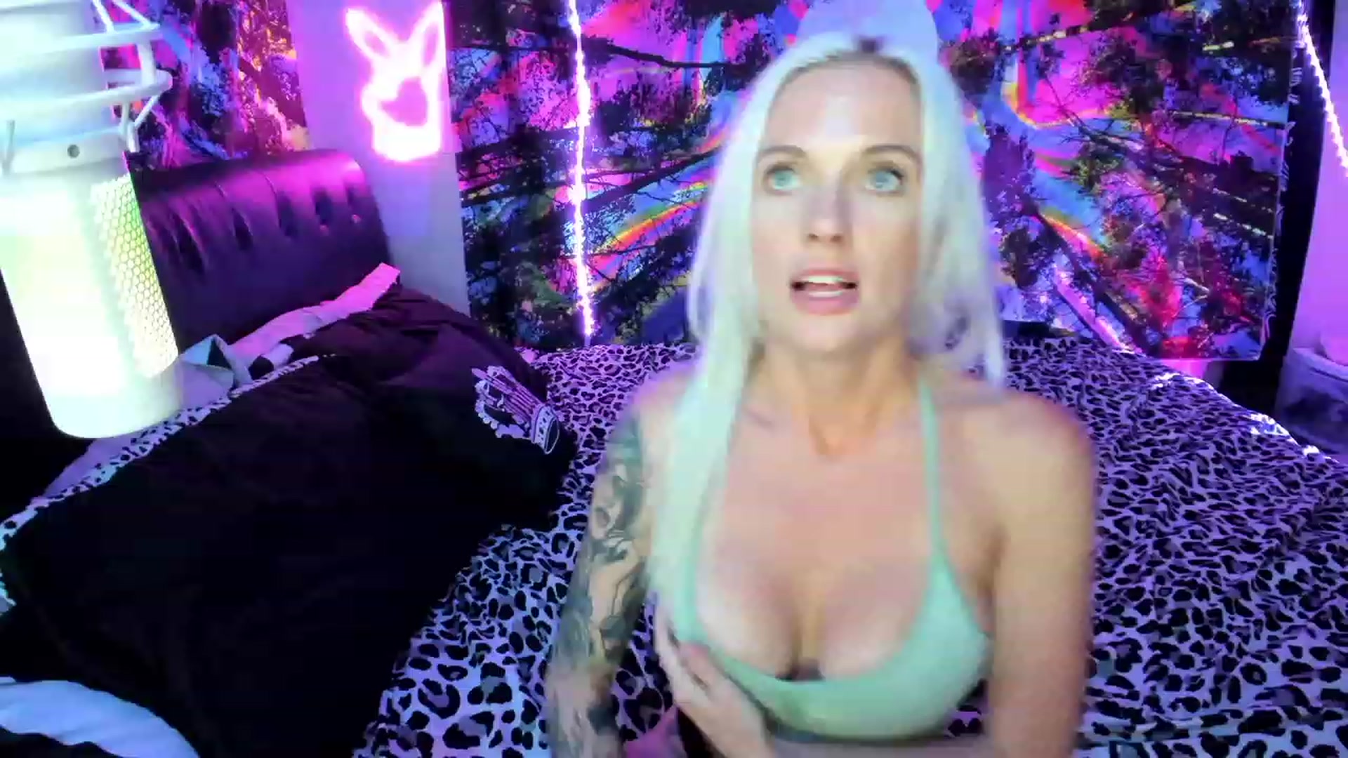Gallery image thumbnail from Xo_belle's myfreecams stream on, 09/12/2023, 06:55 image 19 of 20