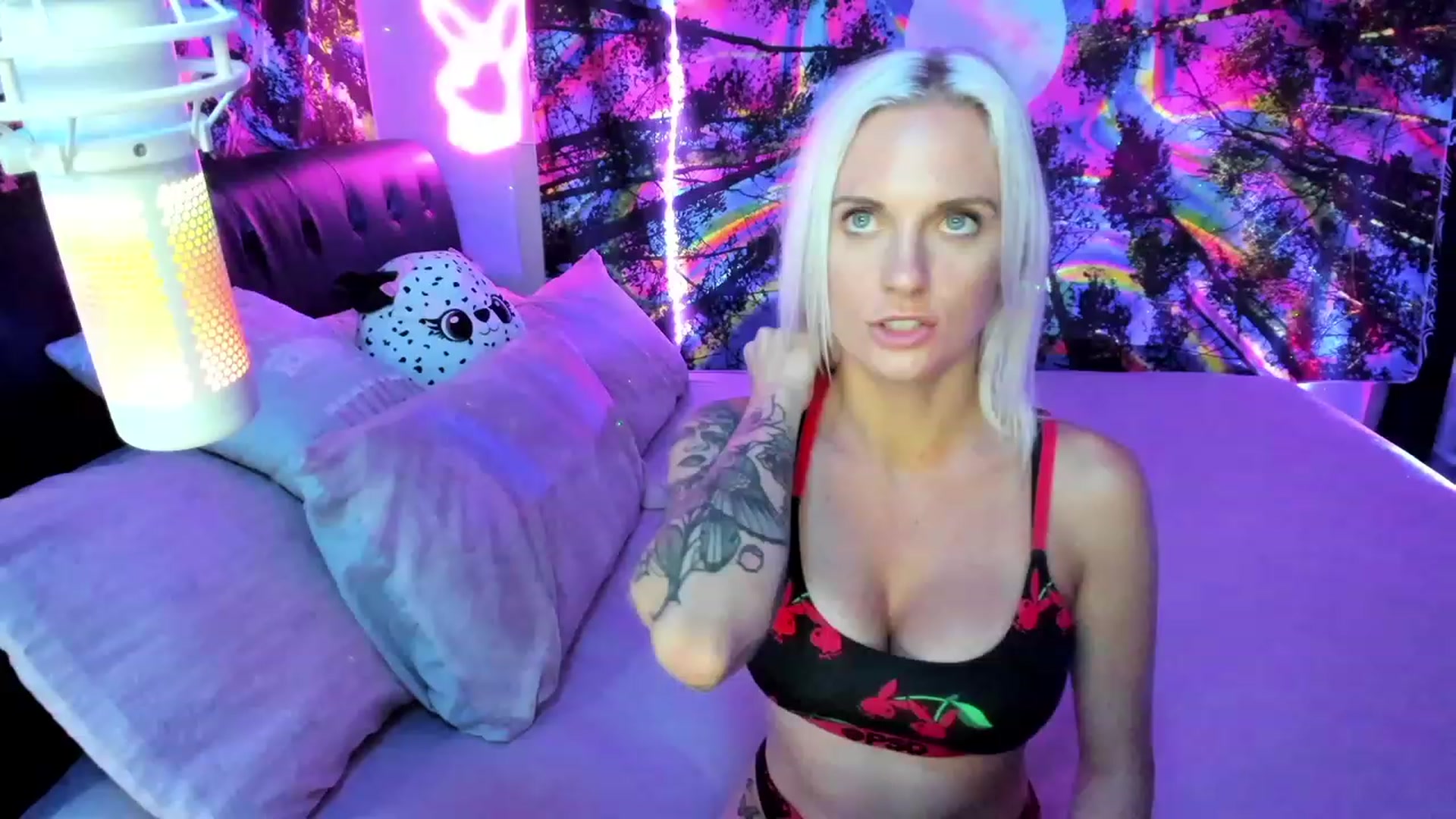 Gallery image thumbnail from Xo_belle's myfreecams stream on, 09/13/2023, 07:49 image 7 of 20