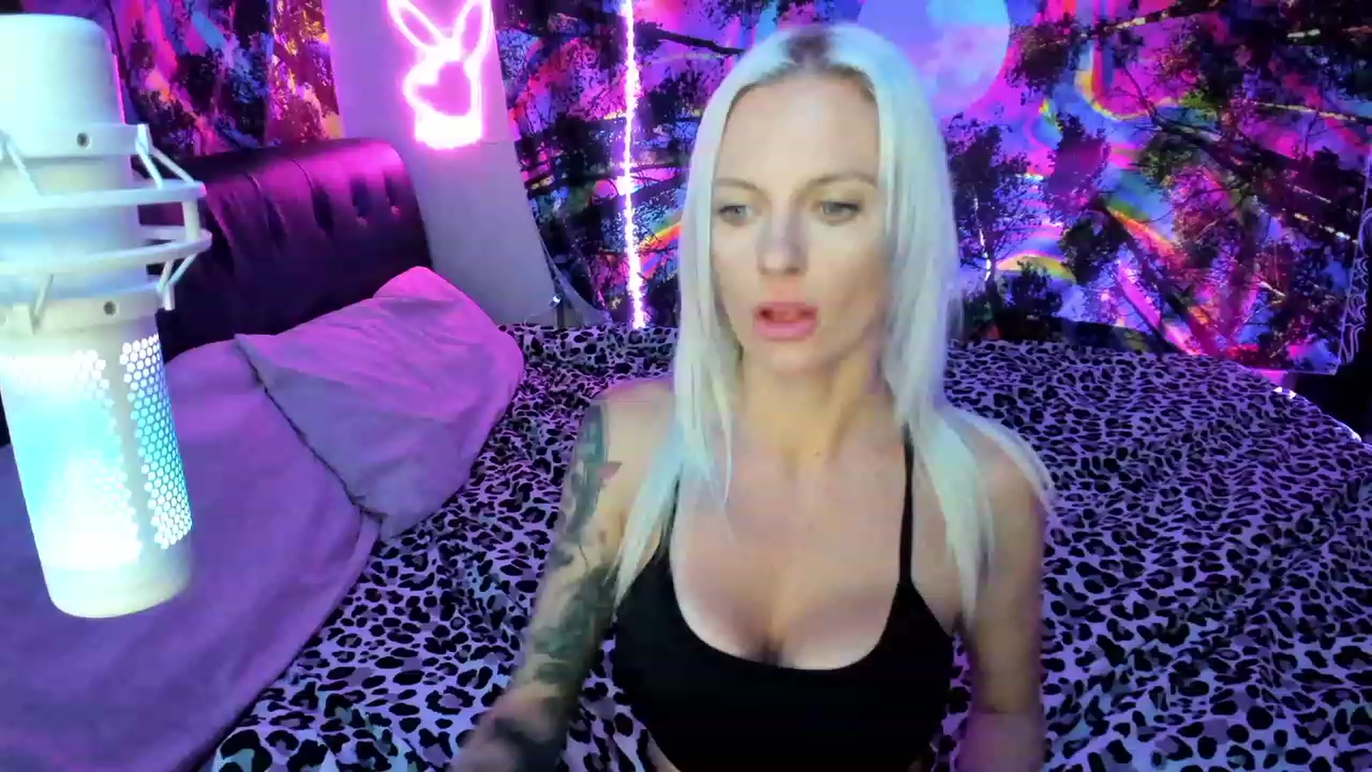 Gallery image thumbnail from Xo_belle's myfreecams stream on, 09/28/2023, 05:54 image 4 of 20