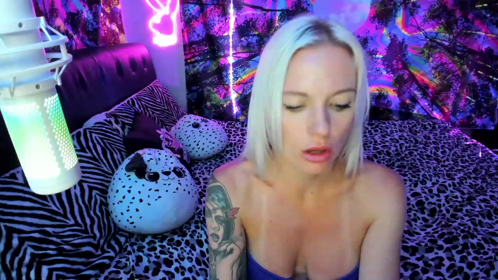 Gallery image thumbnail from Xo_belle's myfreecams stream on, 10/01/2023, 06:56 image 15 of 20