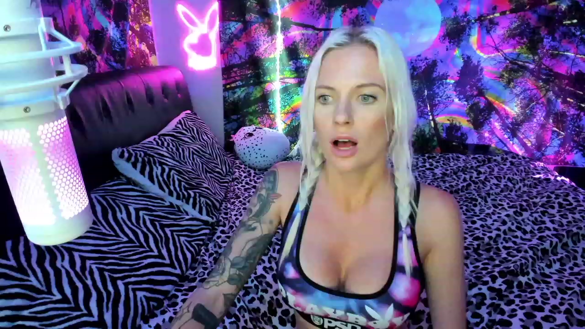 Gallery image thumbnail from Xo_belle's myfreecams stream on, 10/02/2023, 07:27 image 11 of 20