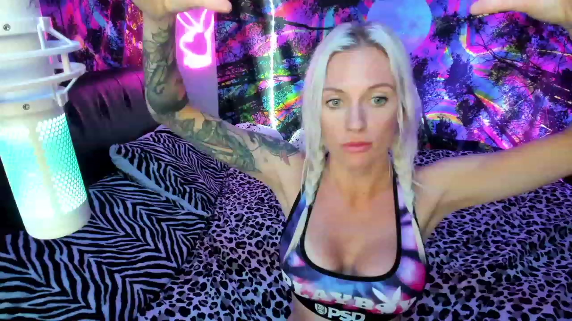 Gallery image thumbnail from Xo_belle's myfreecams stream on, 10/02/2023, 07:27 image 10 of 20