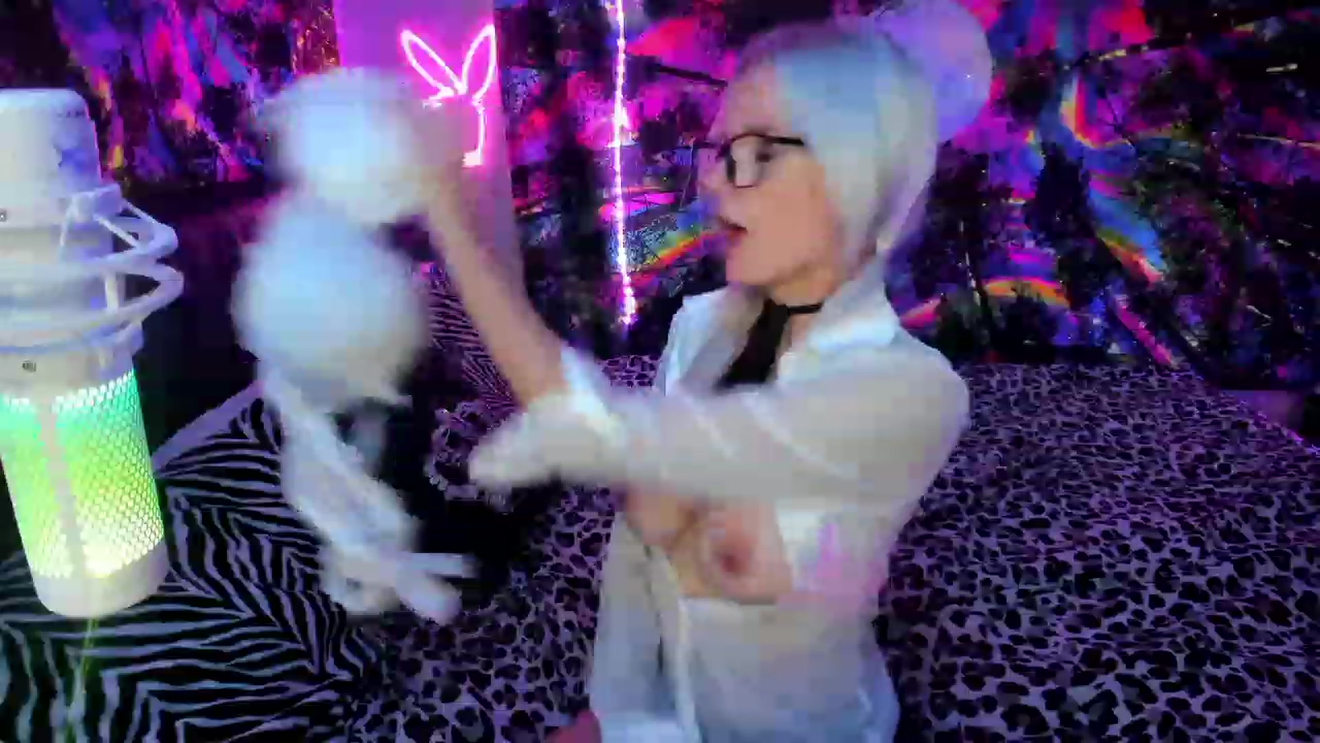 Gallery image thumbnail from Xo_belle's myfreecams stream on, 10/06/2023, 07:27 image 16 of 20