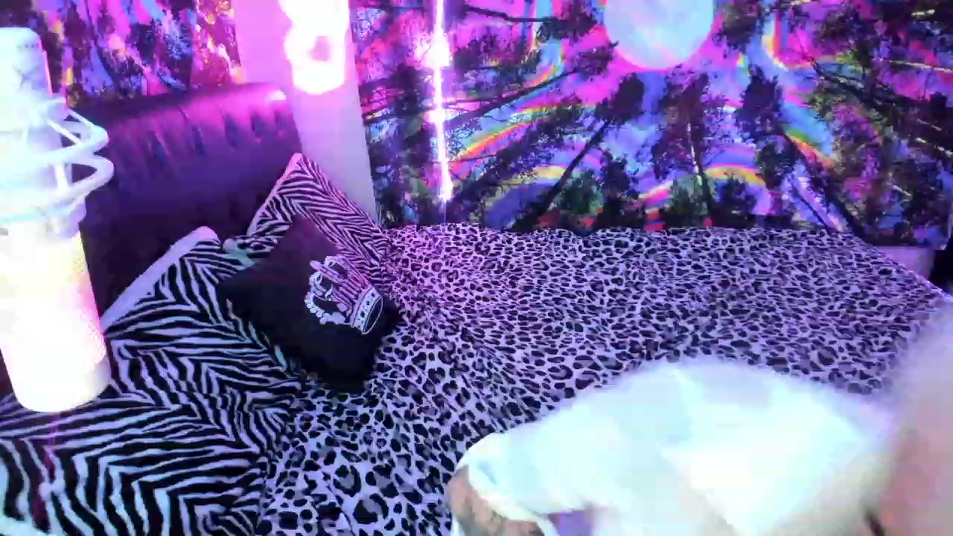 Gallery image thumbnail from Xo_belle's myfreecams stream on, 10/06/2023, 07:44 image 14 of 20