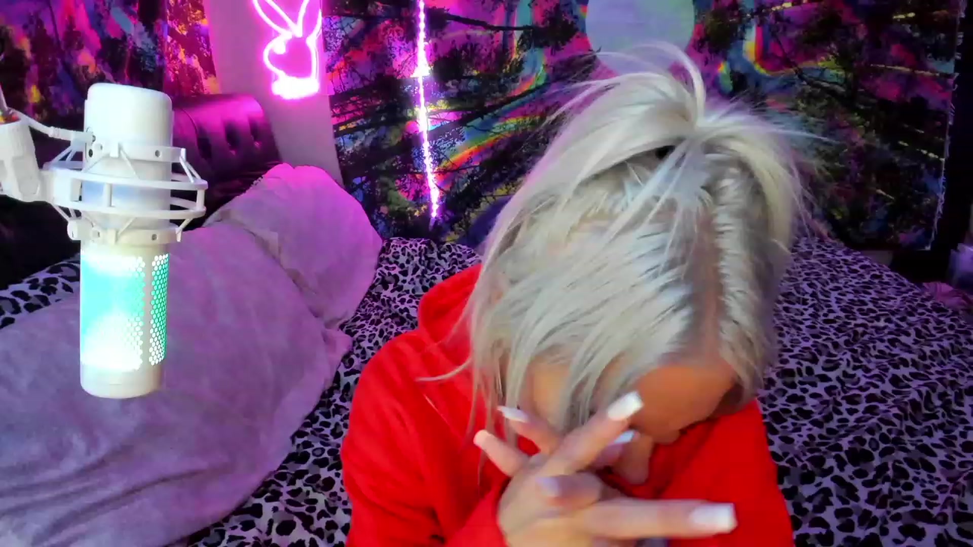Gallery image thumbnail from Xo_belle's myfreecams stream on, 10/22/2023, 09:58 image 16 of 20