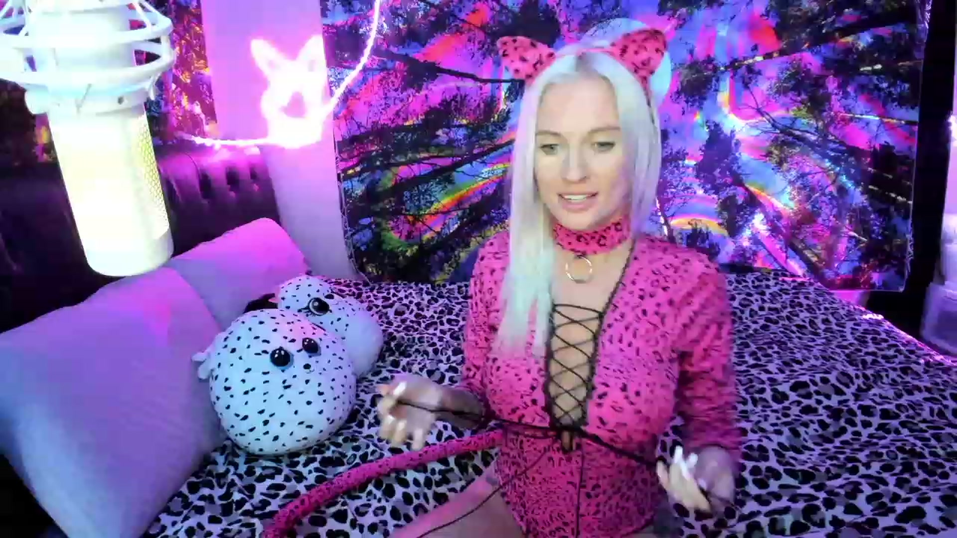 Gallery image thumbnail from Xo_belle's myfreecams stream on, 10/26/2023, 05:32 image 3 of 20