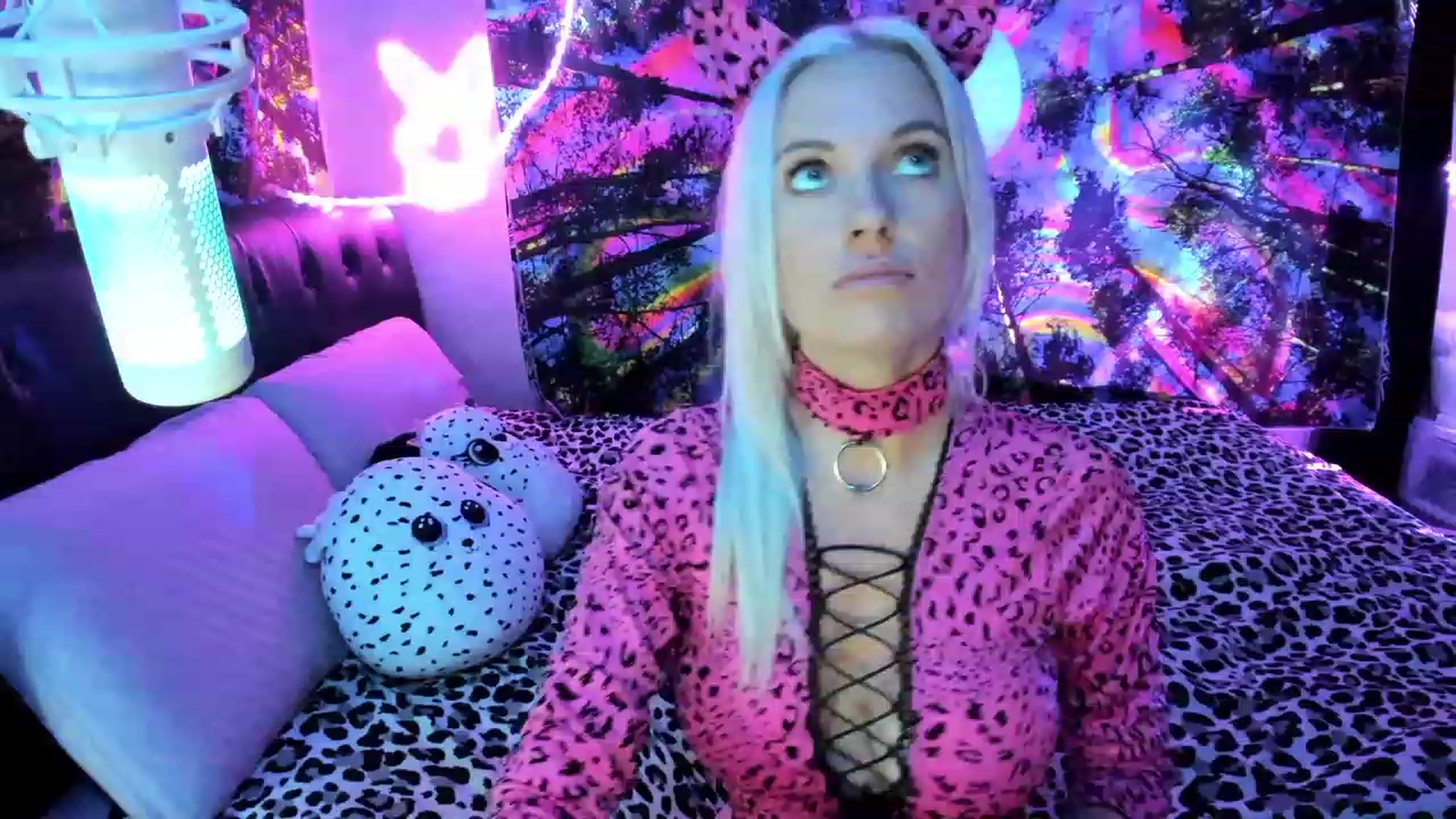 Gallery image thumbnail from Xo_belle's myfreecams stream on, 10/26/2023, 05:32 image 9 of 20