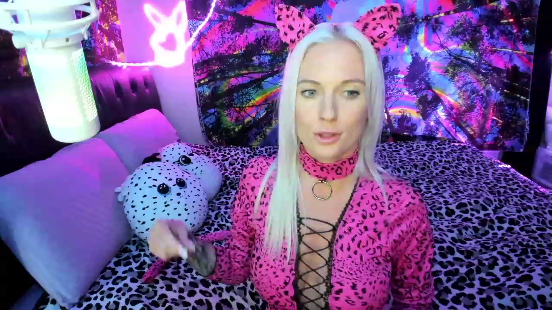 Gallery image thumbnail from Xo_belle's myfreecams stream on, 10/26/2023, 05:32 image 5 of 20