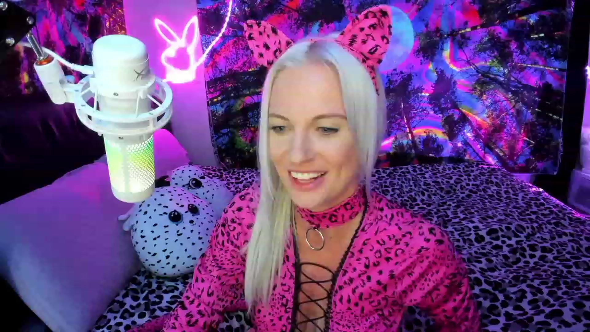 Gallery image thumbnail from Xo_belle's myfreecams stream on, 10/26/2023, 05:32 image 12 of 20