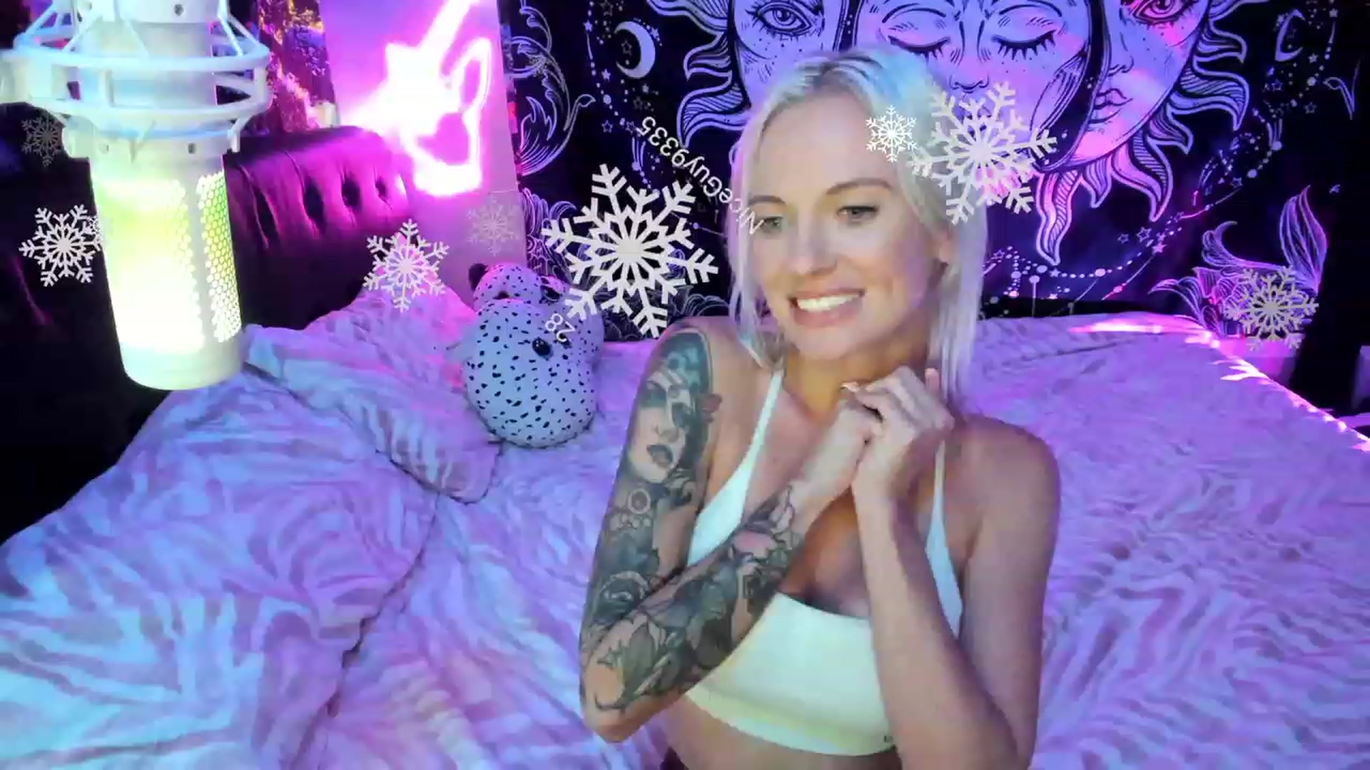 Gallery image thumbnail from Xo_belle's myfreecams stream on, 11/09/2023, 04:09 image 20 of 20