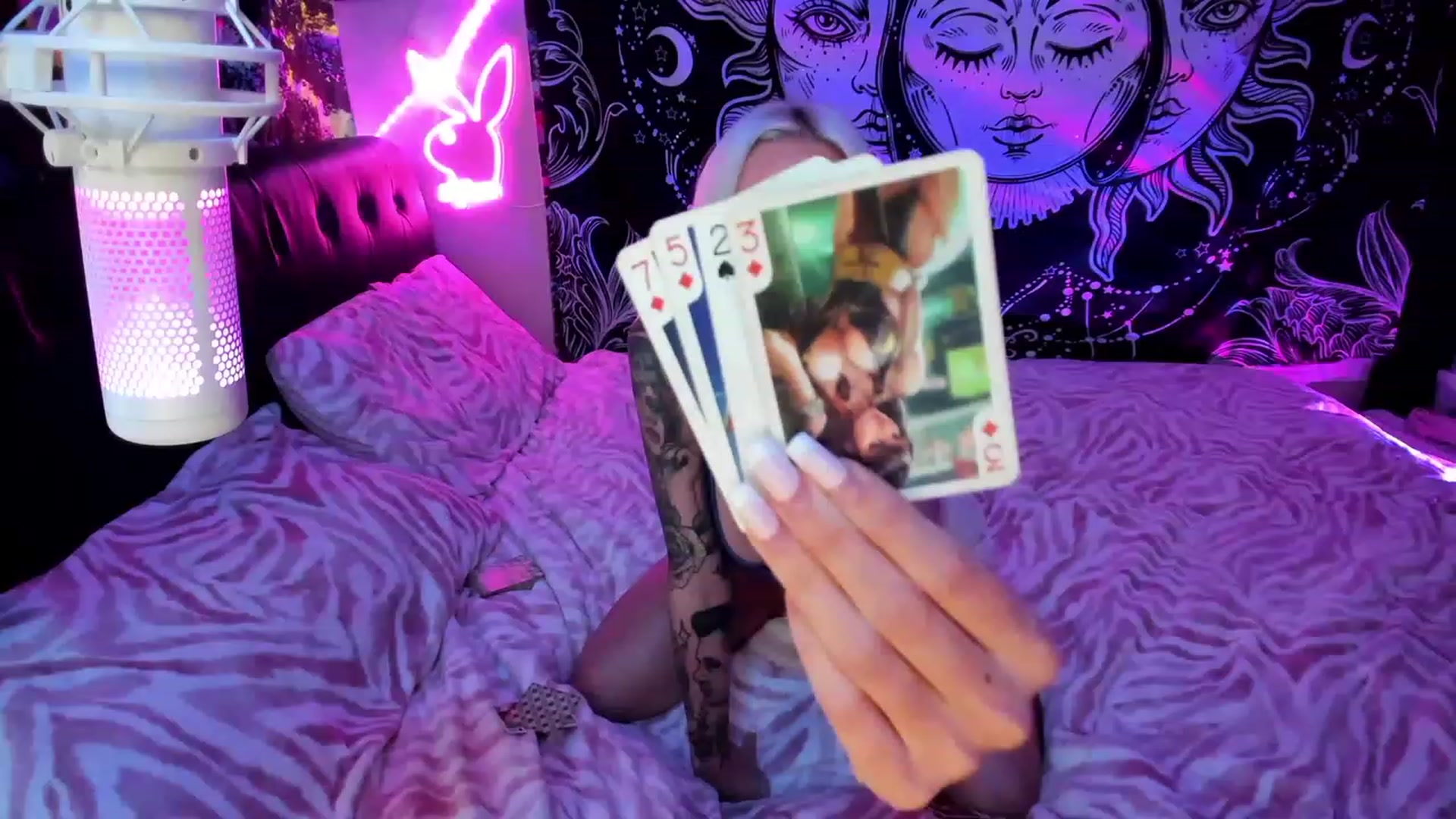 Gallery image thumbnail from Xo_belle's myfreecams stream on, 11/11/2023, 06:05 image 3 of 20