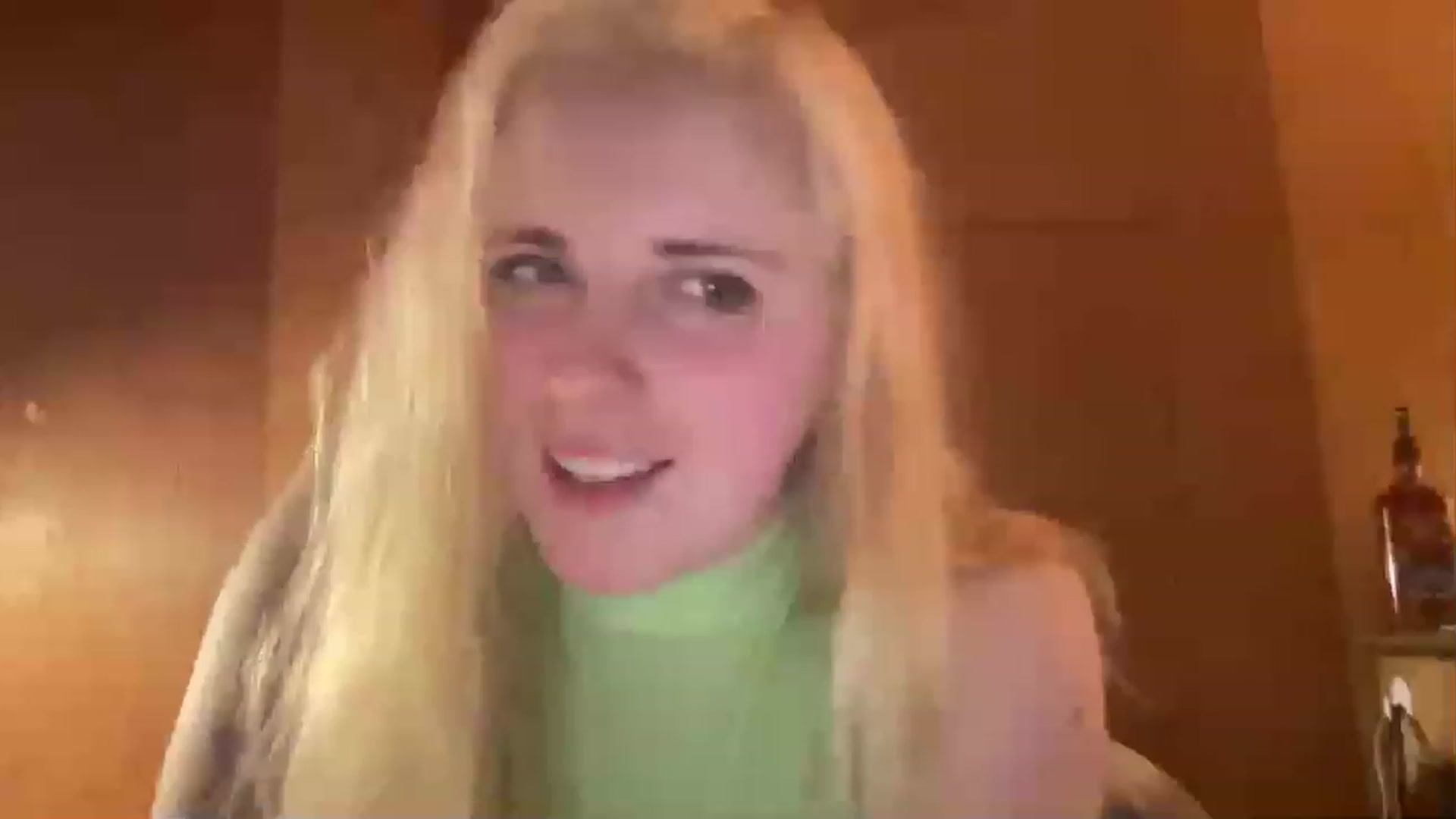 Gallery image thumbnail from Xo_margot_xo's myfreecams stream on, 03/27/2023, 10:12 image 19 of 20