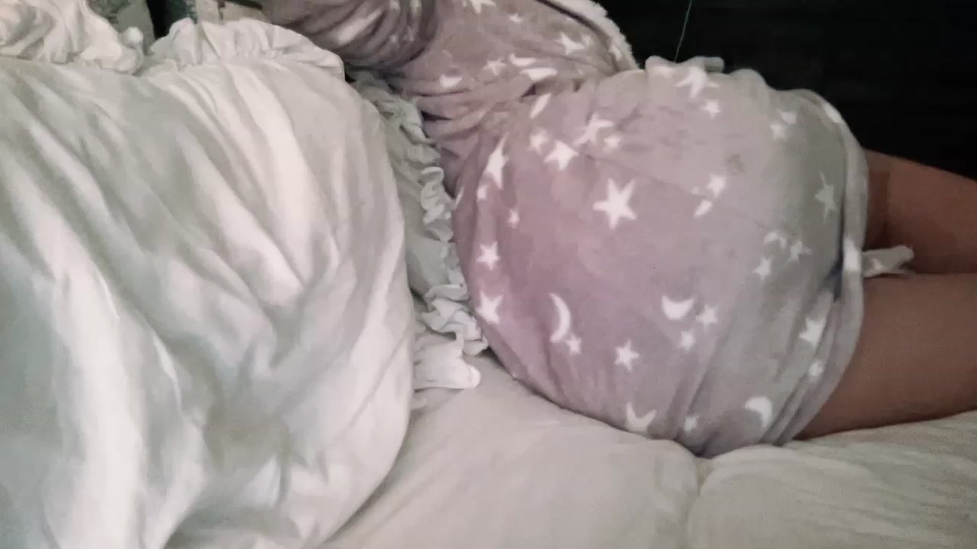 Gallery image thumbnail from Xonakitaxo's myfreecams stream on, 12/09/2022, 11:32 image 15 of 20