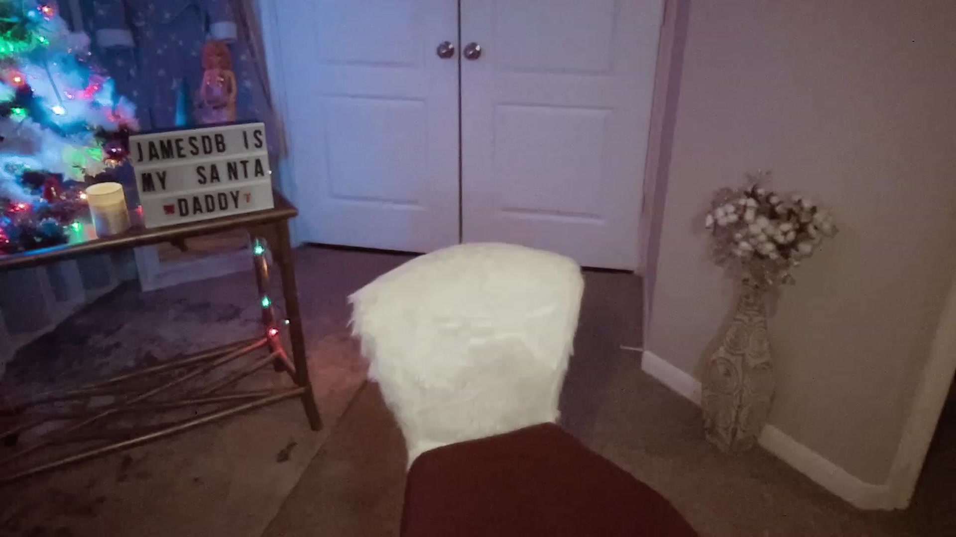 Gallery image thumbnail from Xonakitaxo's myfreecams stream on, 12/23/2022, 06:10 image 3 of 20