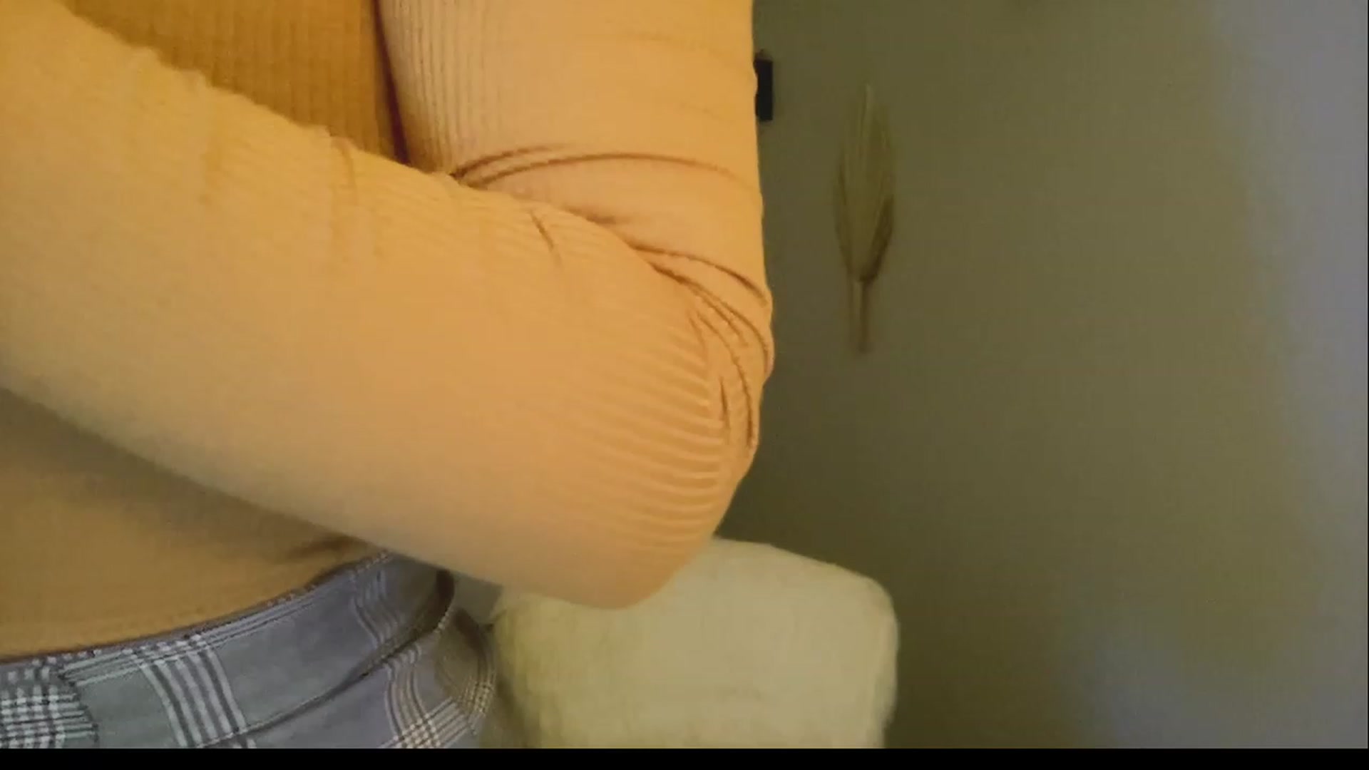 Gallery image thumbnail from Xonakitaxo's myfreecams stream on, 03/10/2023, 07:41 image 9 of 20