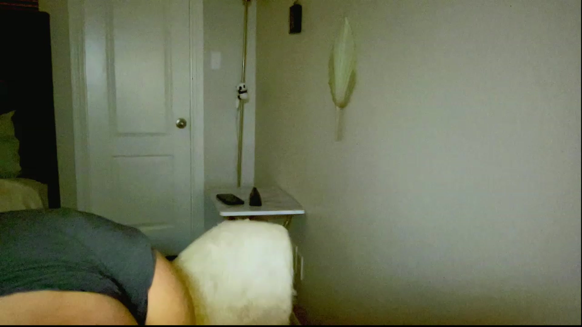 Gallery image thumbnail from Xonakitaxo's myfreecams stream on, 03/22/2023, 06:02 image 9 of 20