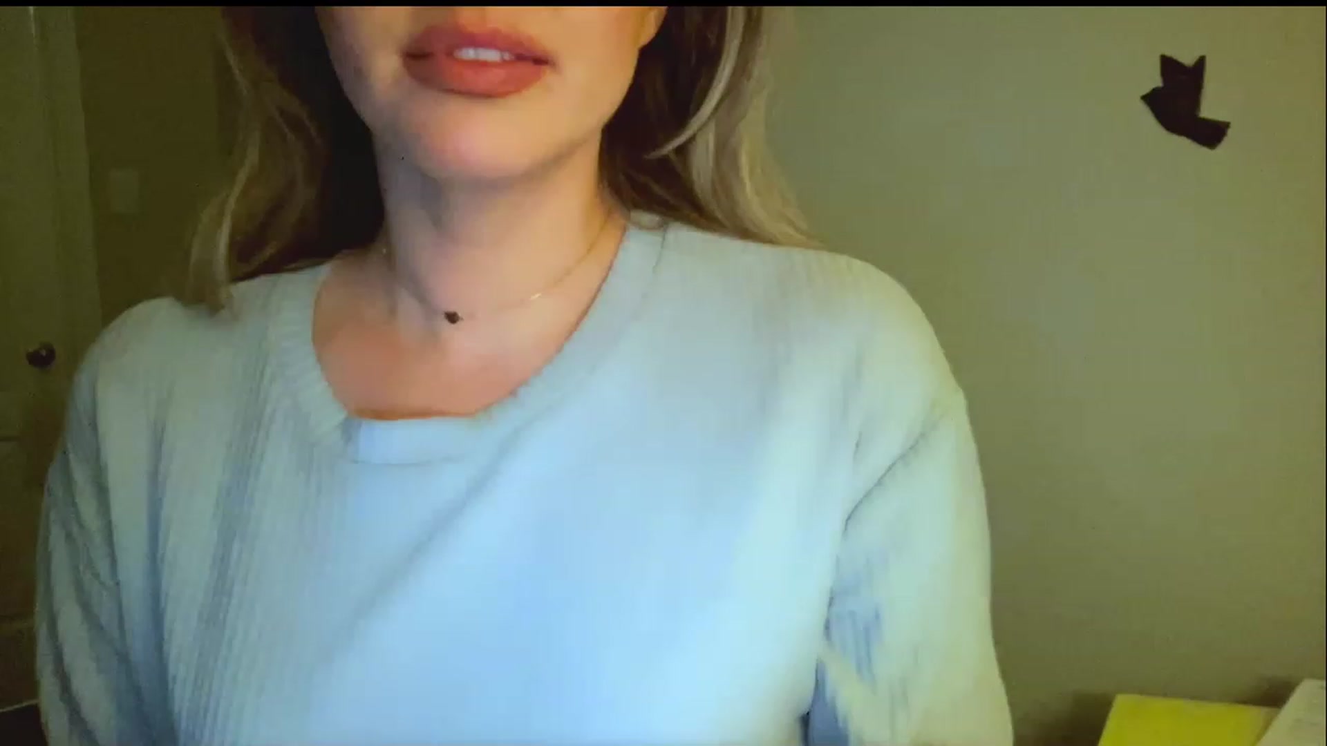 Gallery image thumbnail from Xonakitaxo's myfreecams stream on, 06/11/2023, 11:59 image 13 of 20