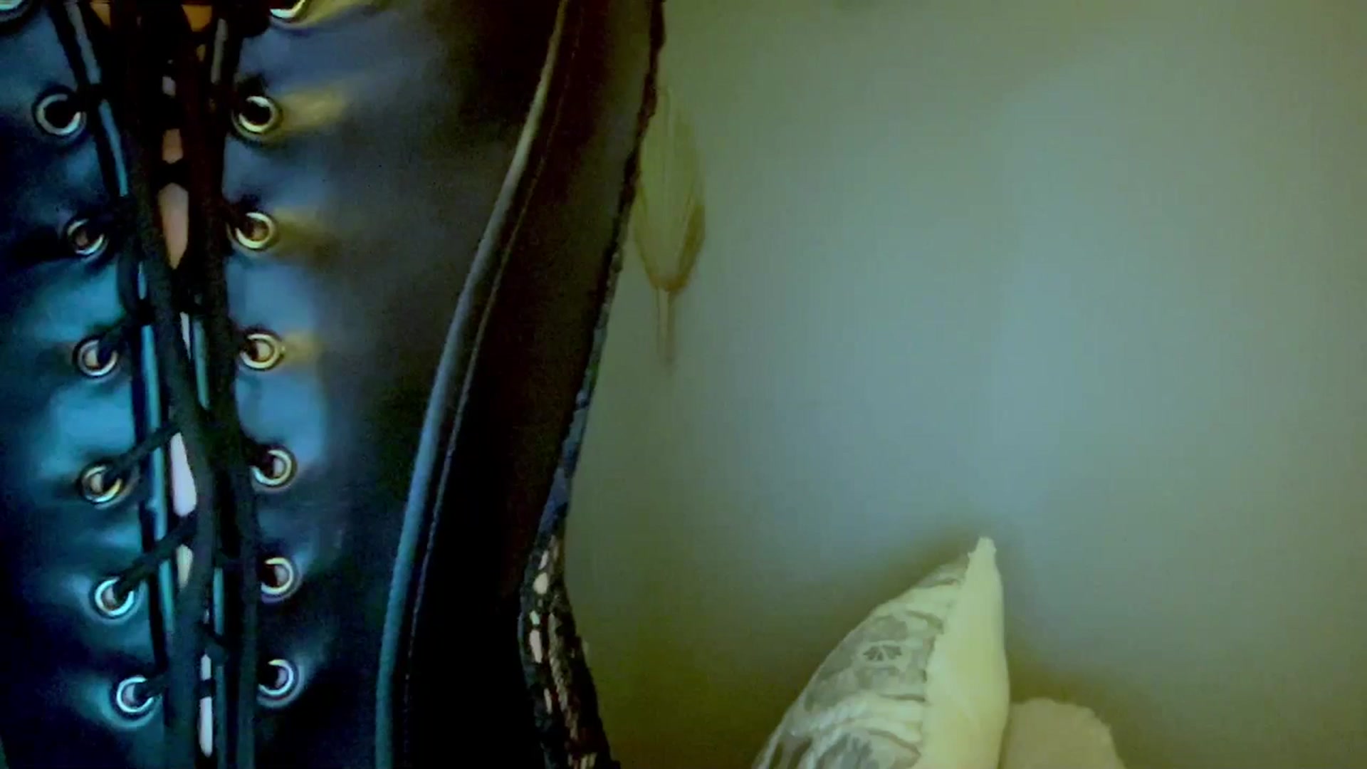 Gallery image thumbnail from Xonakitaxo's myfreecams stream on, 07/02/2023, 06:07 image 18 of 20