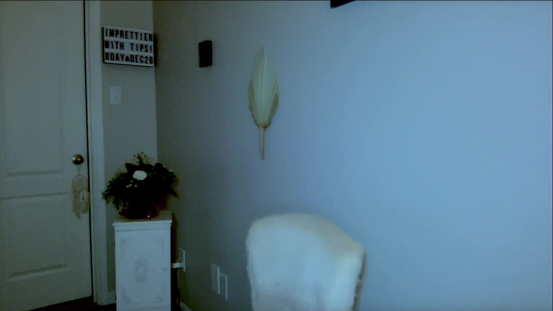 Gallery image thumbnail from Xonakitaxo's myfreecams stream on, 12/10/2023, 06:12 image 2 of 20