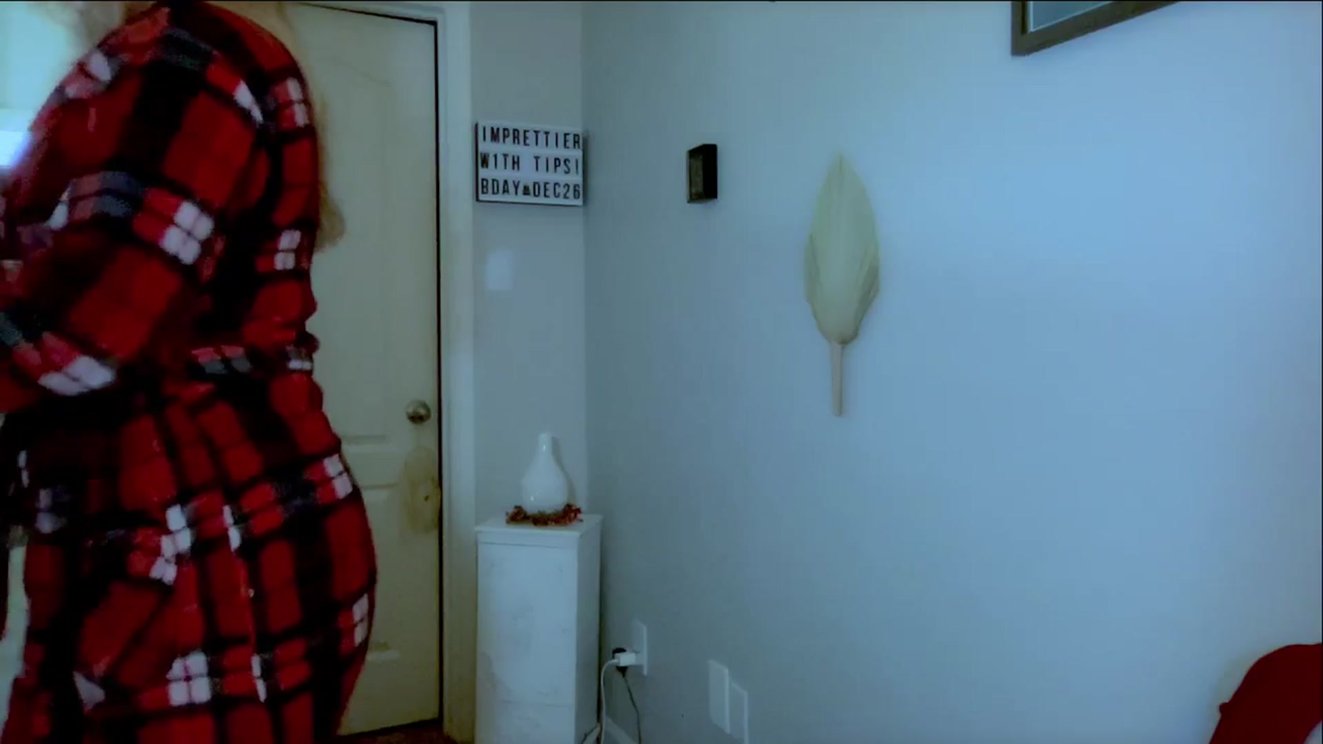 Gallery image thumbnail from Xonakitaxo's myfreecams stream on, 12/14/2023, 16:50 image 7 of 20