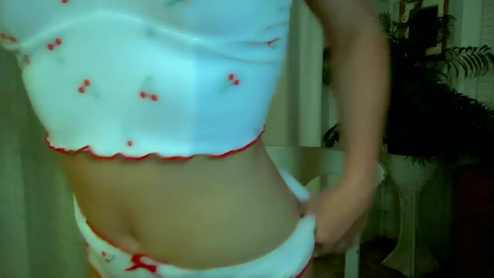 Gallery image thumbnail from Xonakitaxo's myfreecams stream on, 09/09/2024, 03:44 image 1 of 20