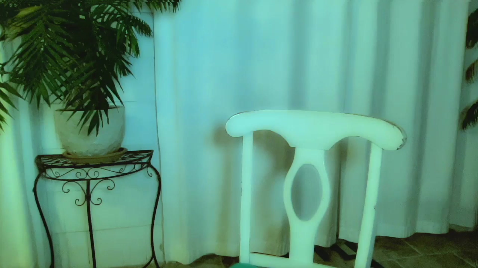 Gallery image thumbnail from Xonakitaxo's myfreecams stream on, 09/11/2024, 03:25 image 8 of 20