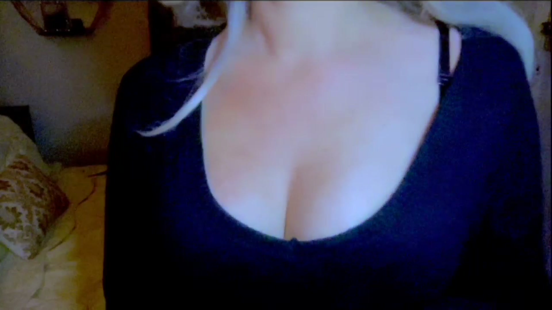 Gallery image thumbnail from Xonakitaxo's myfreecams stream on, 06/29/2025, 06:40 image 5 of 20