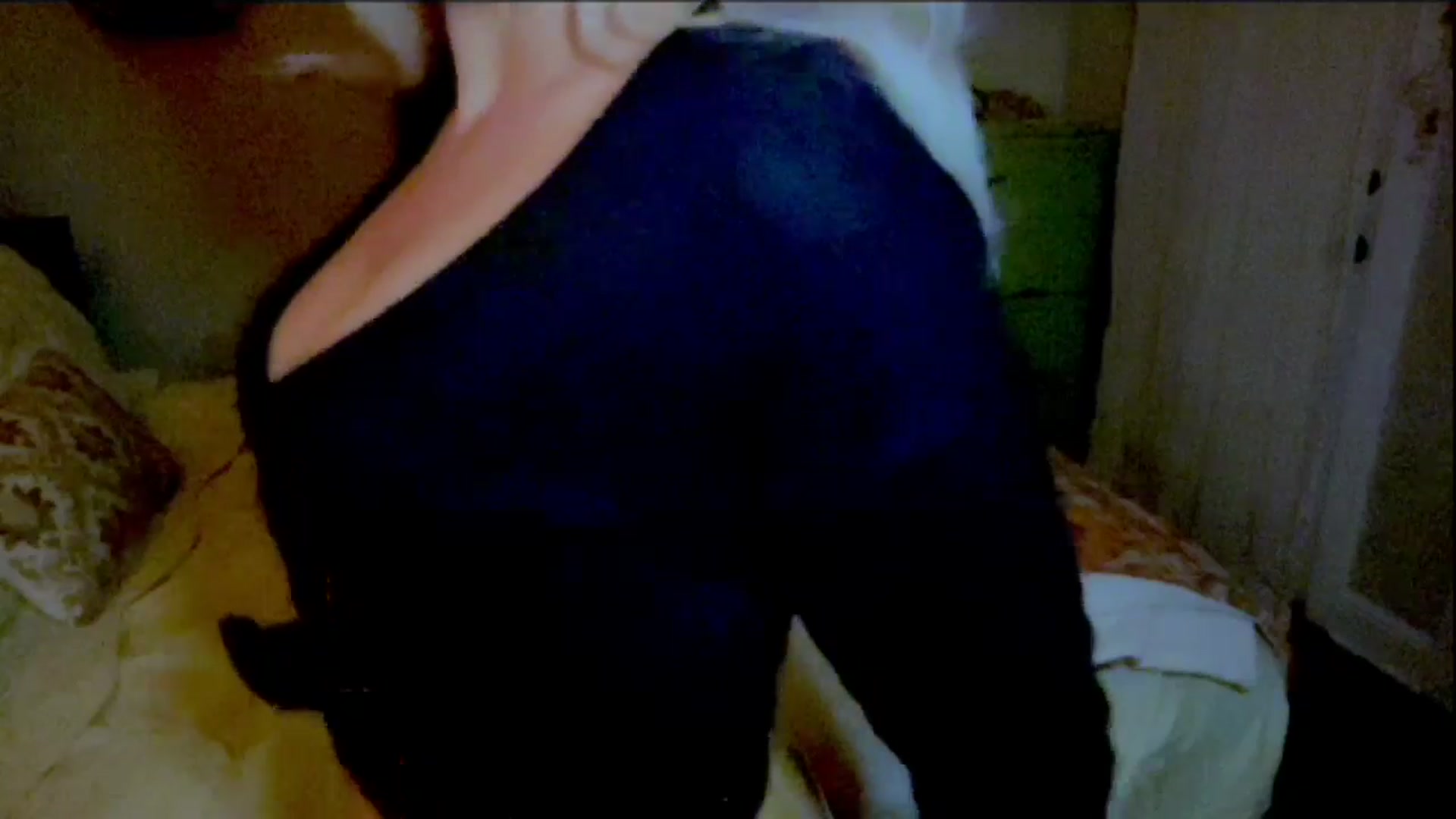 Gallery image thumbnail from Xonakitaxo's myfreecams stream on, 06/29/2025, 06:40 image 18 of 20