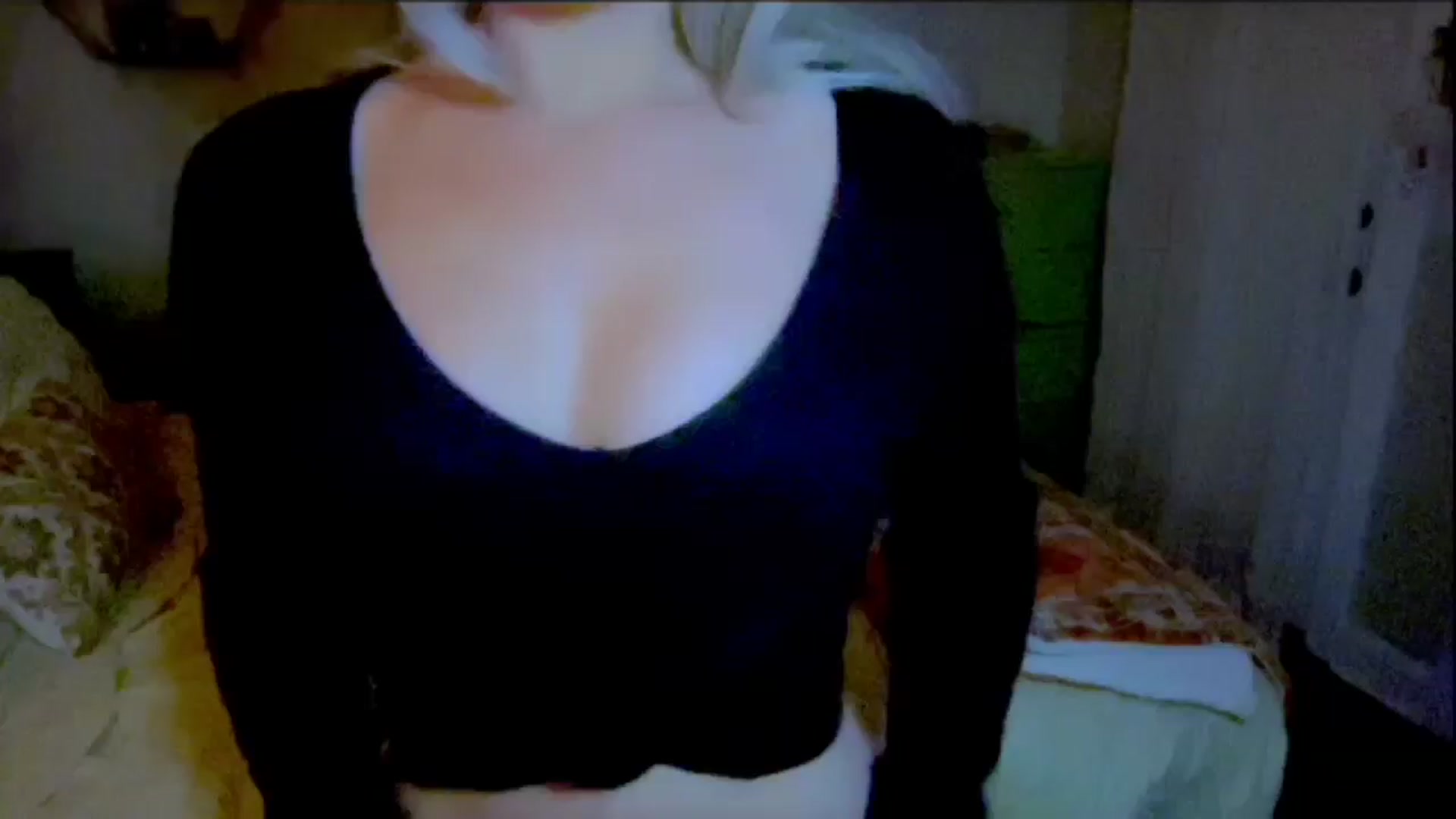 Gallery image thumbnail from Xonakitaxo's myfreecams stream on, 06/29/2025, 06:52 image 19 of 20