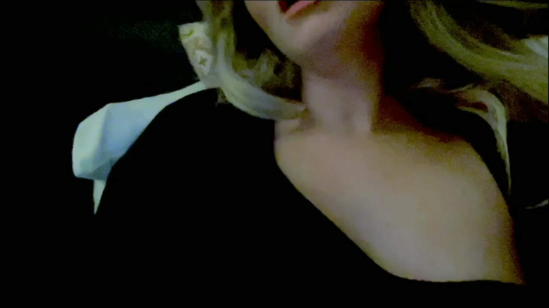 Gallery image thumbnail from Xonakitaxo's myfreecams stream on, 06/29/2025, 10:32 image 6 of 20